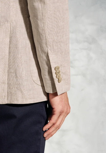 Up-close view of buttons of sleeve for the Tailored Fit Eastwood Sand Pure Linen Sport Coat.