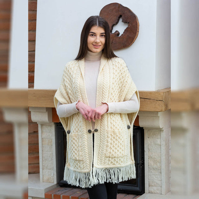 Ladies Pocket Shawl 100% Merino Wool